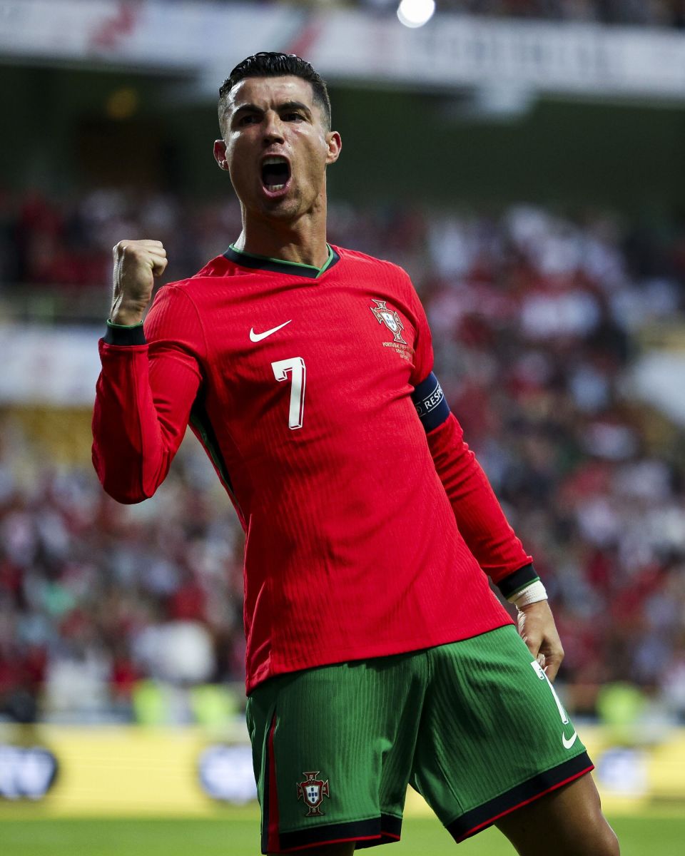 Ronaldo free kick (Ronaldo free kick World Cup)